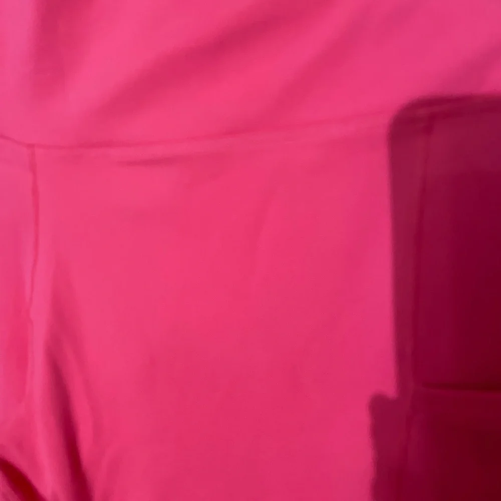 Nike Pink Dri-FIT Performance Leggings - Picture 5 of 5